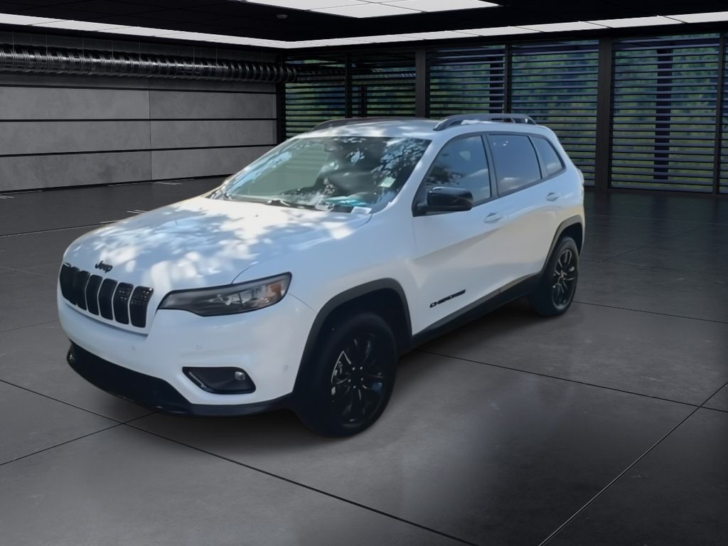 2023 Jeep Cherokee Altitude Lux photo 3