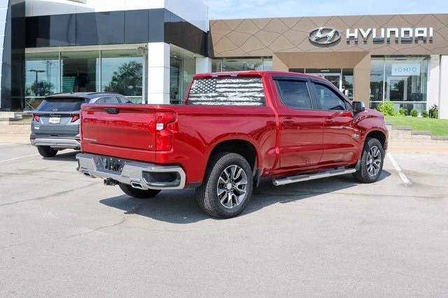 Used 2022 Red Chevrolet LT image 3