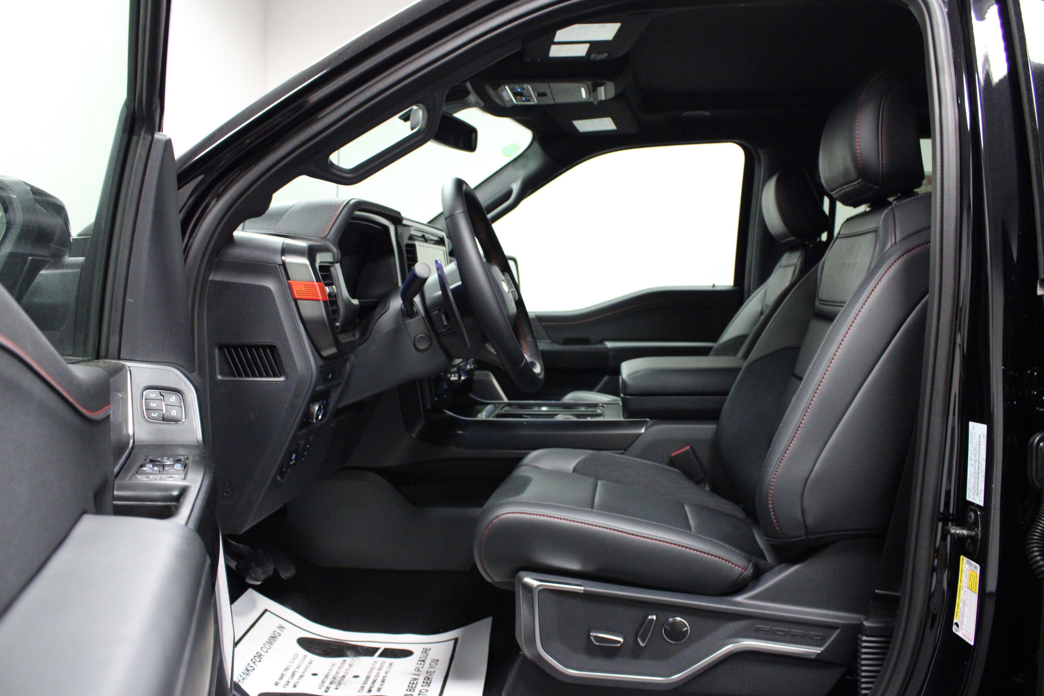 2025 Ford F-150 Raptor photo 11