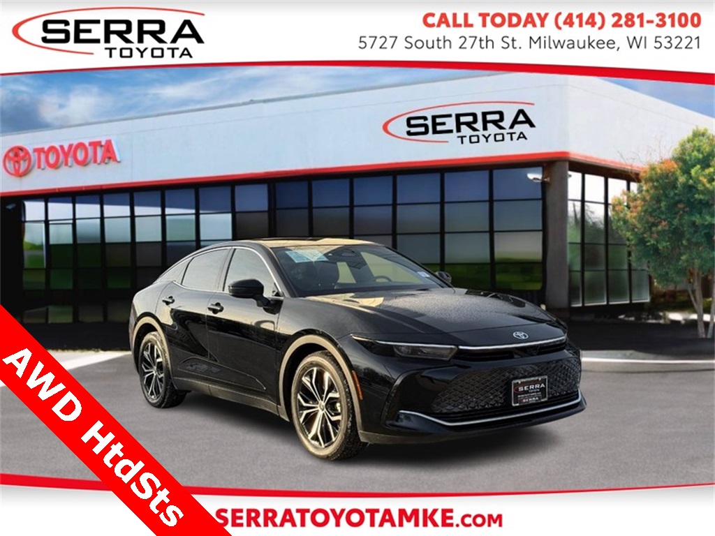 2024 Toyota Crown XLE's photo