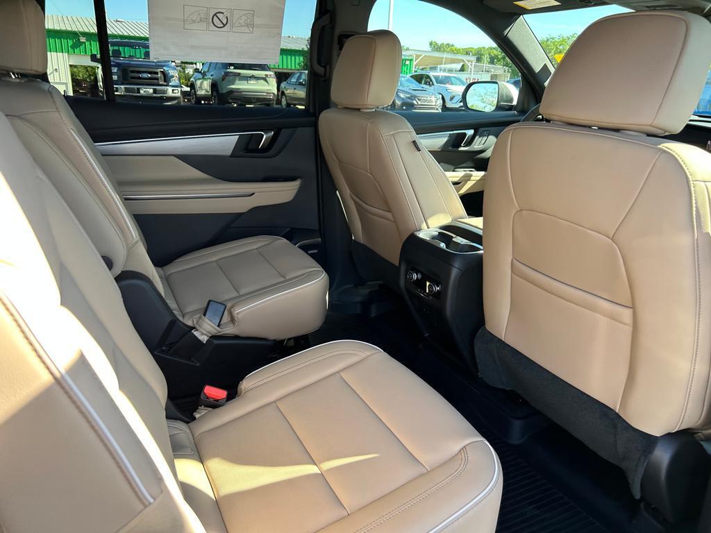 2026 Buick Enclave Preferred photo 14