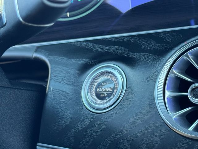 2022 Mercedes Benz E 450 photo 19