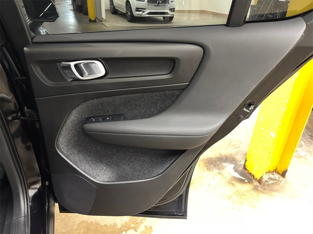 2023 Volvo C40 Recharge Plus photo 17