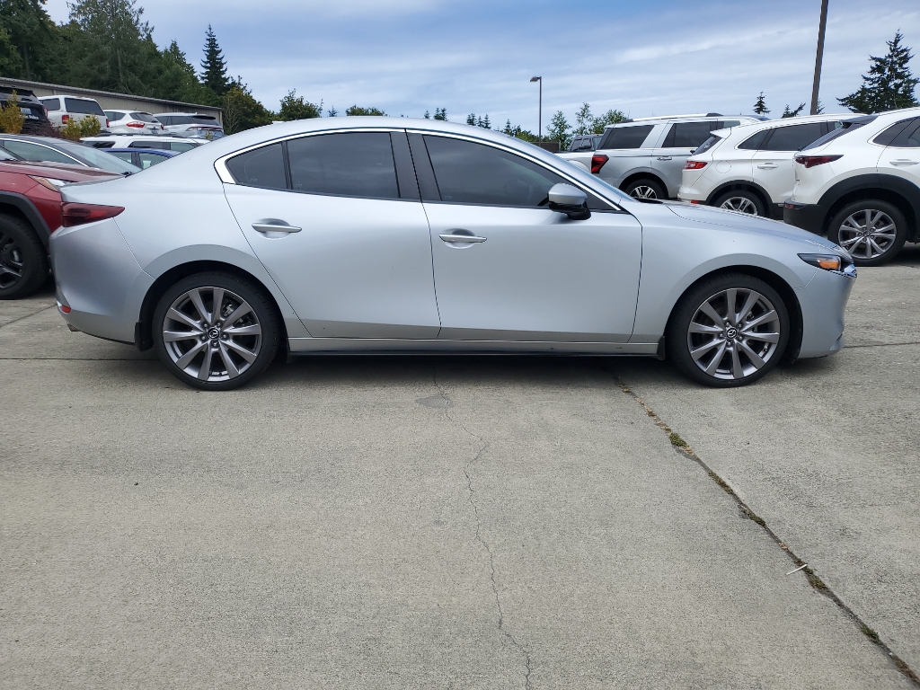 2019 Mazda Mazda3 Preferred photo 4