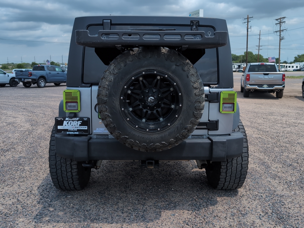 2017 Jeep Wrangler Unlimited Rubicon photo 6