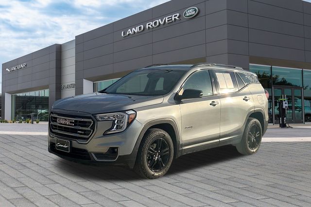 2023 GMC Terrain AT4's photo