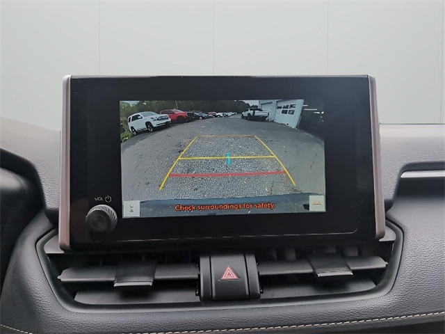 2024 Toyota RAV4 Hybrid LE photo 24