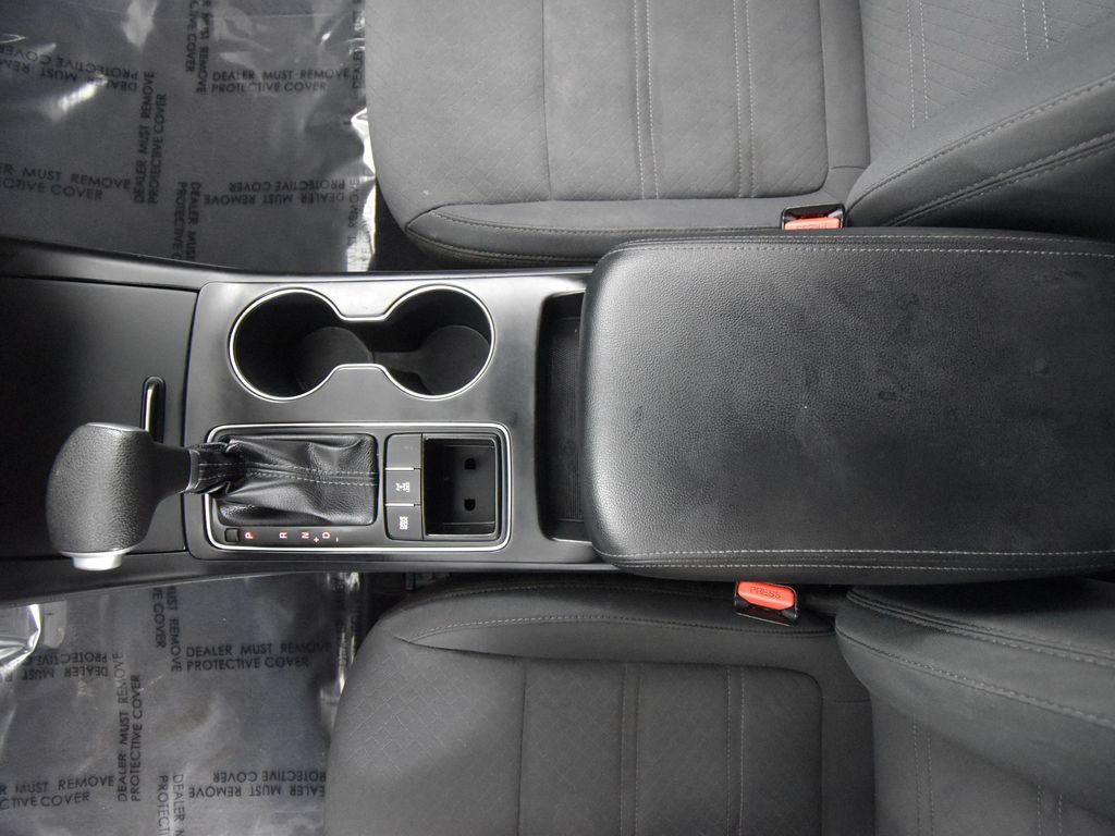 2020 Kia Sorento LX photo 27