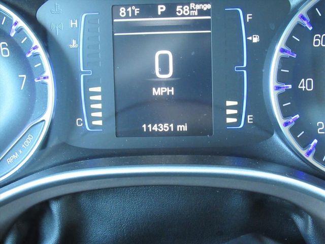 2017 Chrysler Pacifica Touring L photo 28