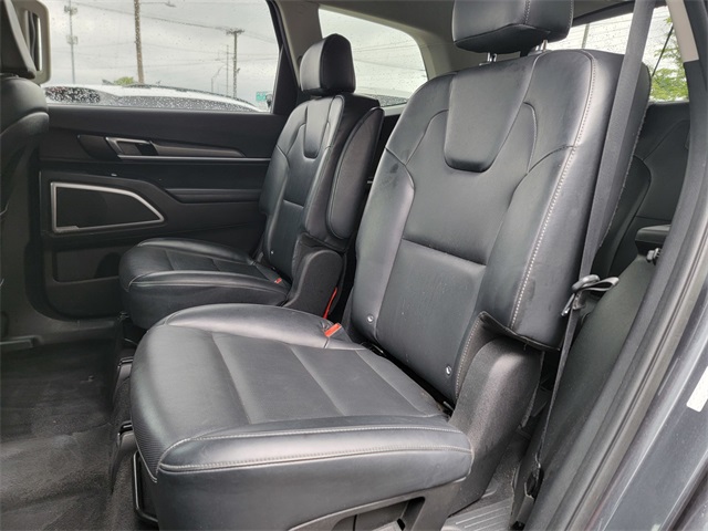 2022 Kia Telluride S photo 13