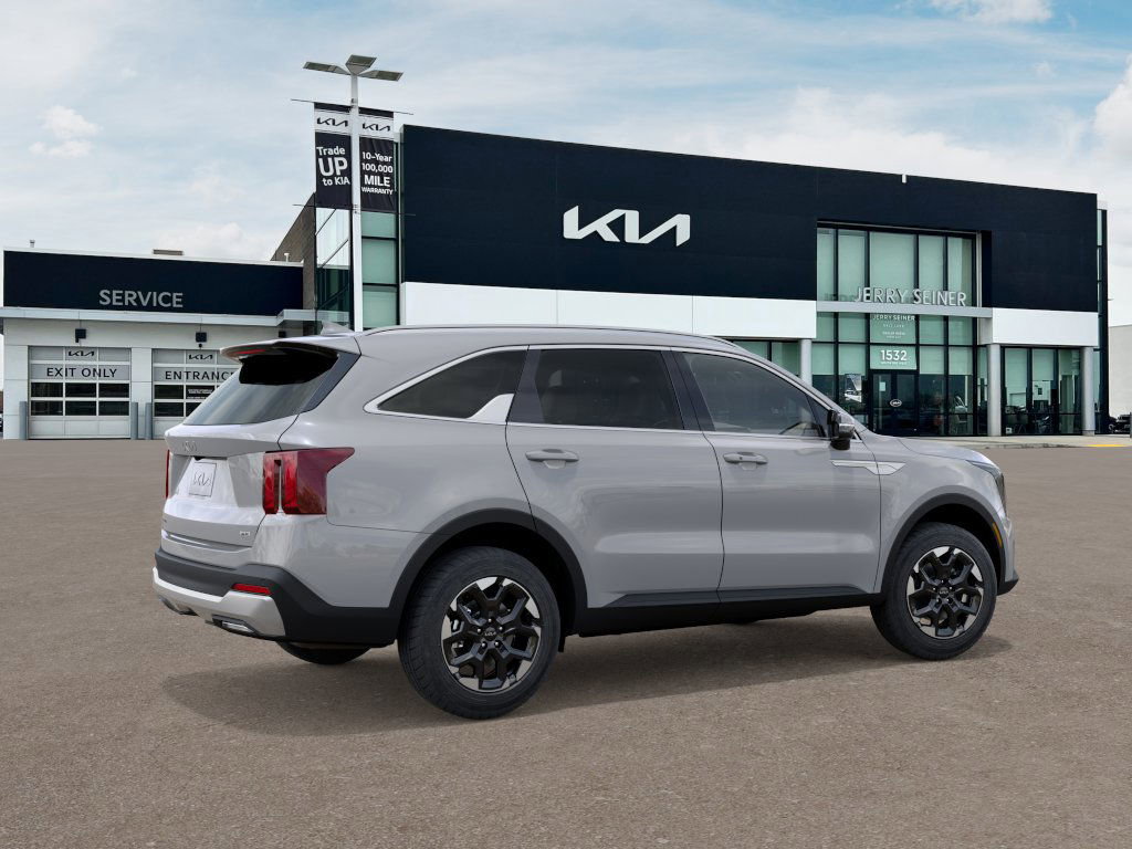 2025 Kia Sorento S photo 2