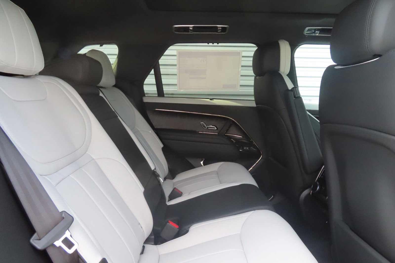 2024 Land Rover Range Rover Sport SE photo 20