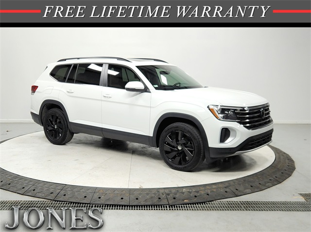 2024 Volkswagen Atlas SE w/Tech's photo