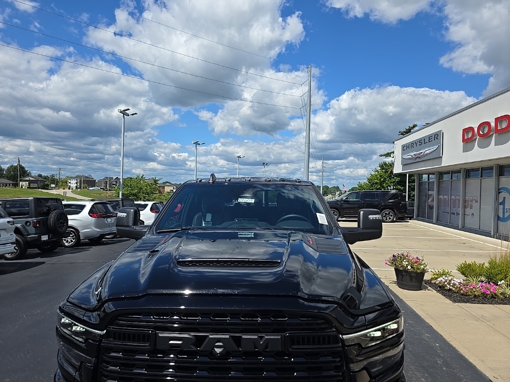 2026 Ram 2500 Limited photo 4