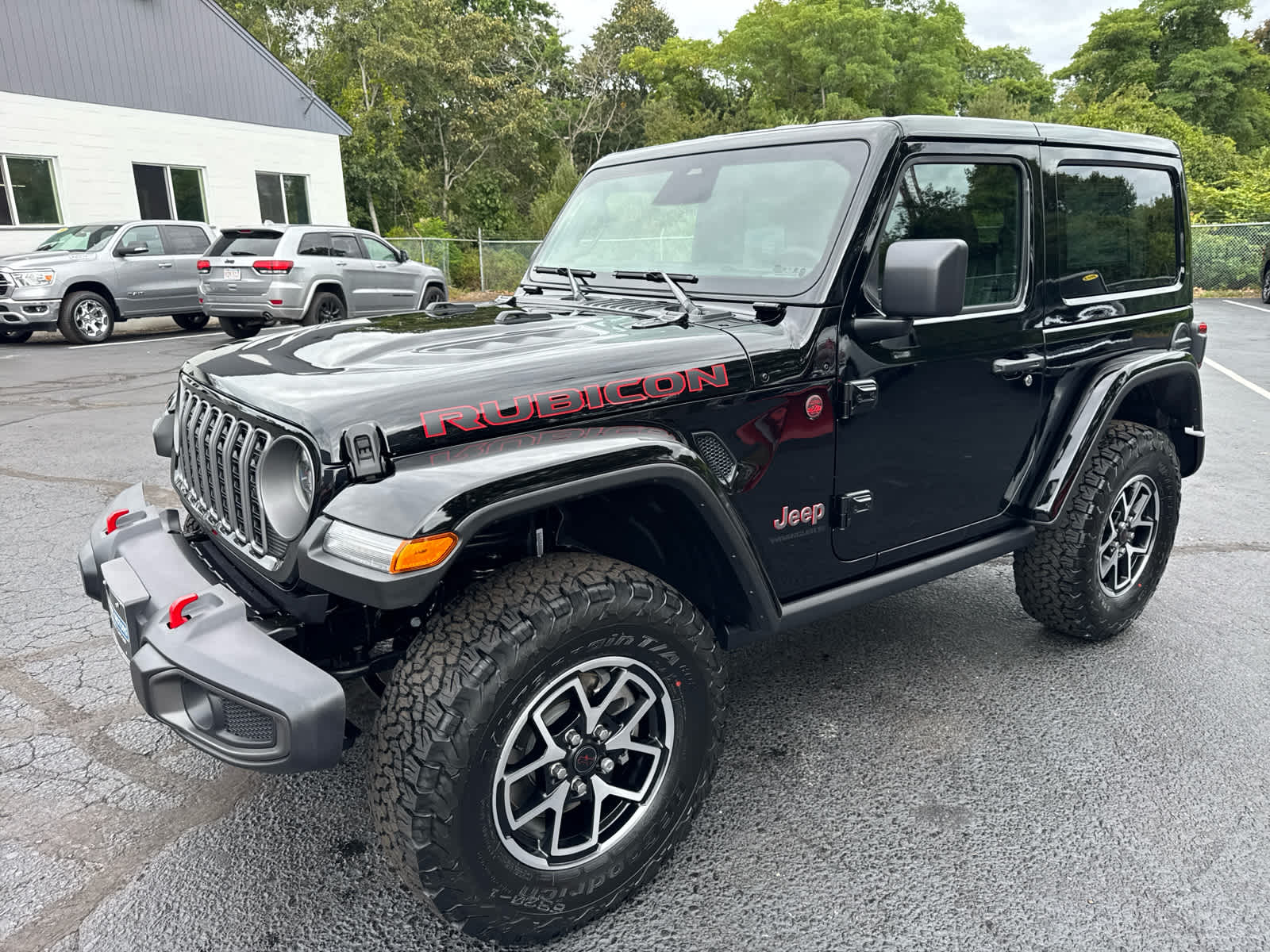 2025 Jeep Wrangler Rubicon photo 4