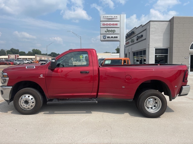 2025 RAM Ram 3500 Pickup Tradesman's photo