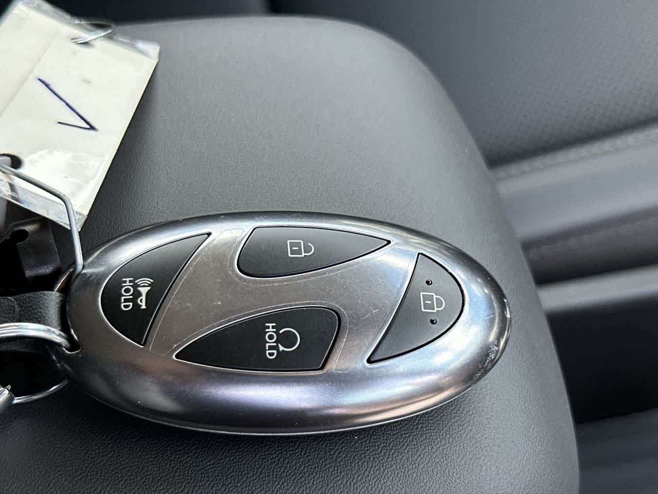 2026 Hyundai Kona SEL photo 26