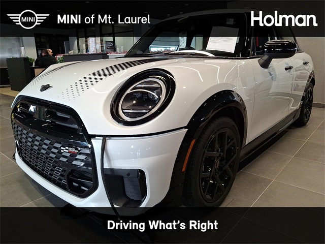 2026 MINI Hardtop 4 Door S's photo