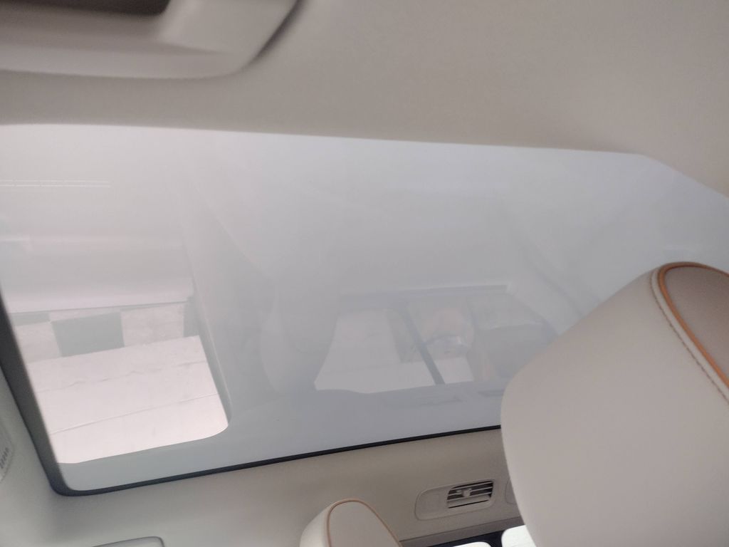 2025 Volkswagen ID. Buzz photo 23