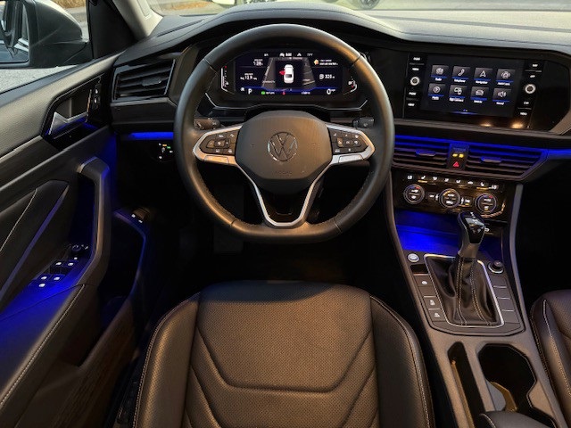 2023 Volkswagen Jetta 1.5T SEL photo 26