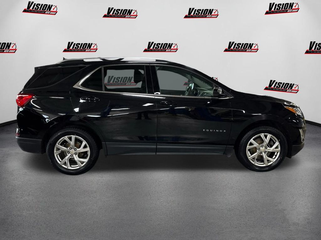 2019 Chevrolet Equinox LT photo 4