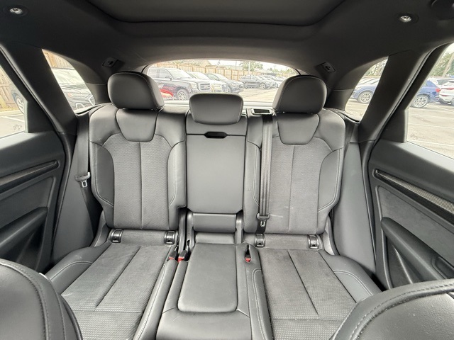 2022 Audi SQ5 Premium photo 4