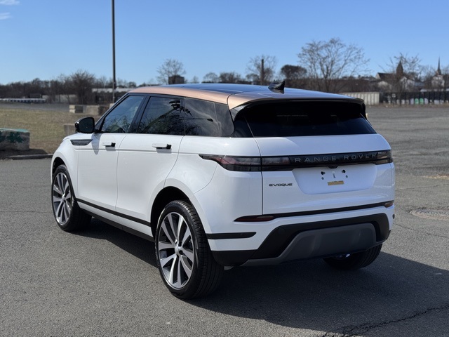 2026 Land Rover Range Rover Evoque S photo 3