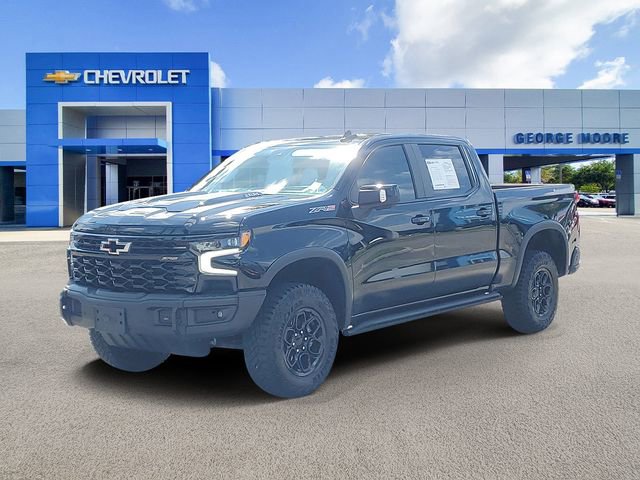 2024 Chevrolet Silverado 1500 ZR2 photo 2