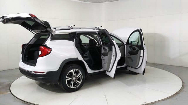 Used 2020  GMC SLT image 11