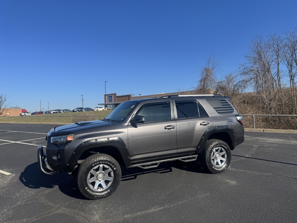 2015 Toyota 4Runner Trail Premium's photo