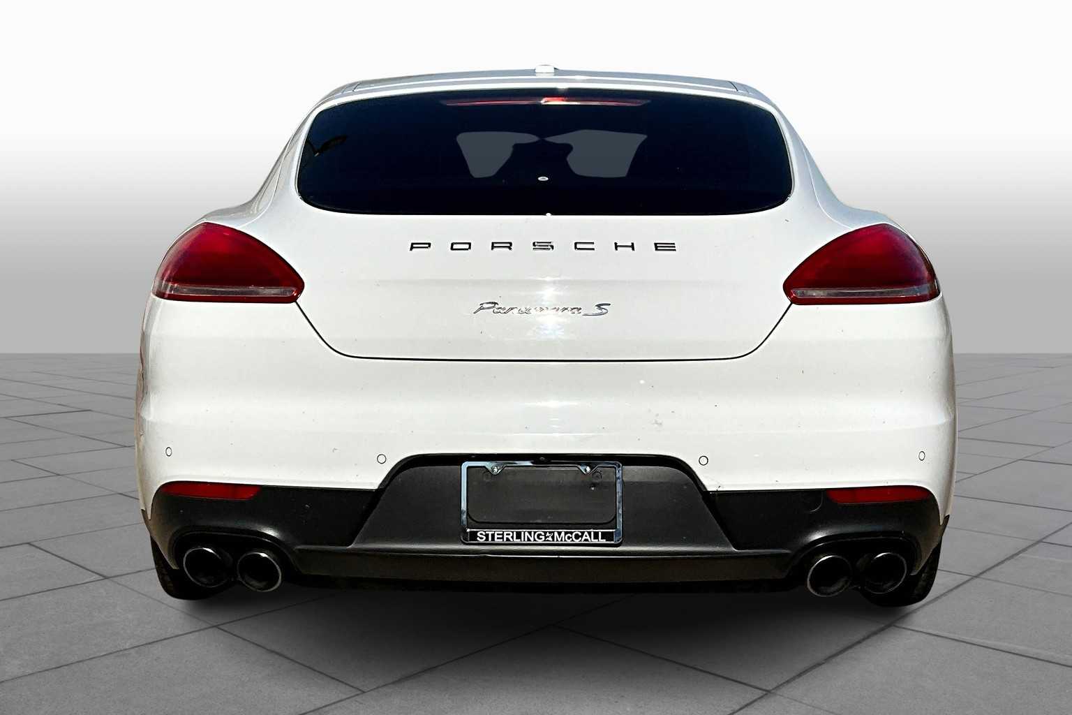 2015 Porsche Panamera S photo 4