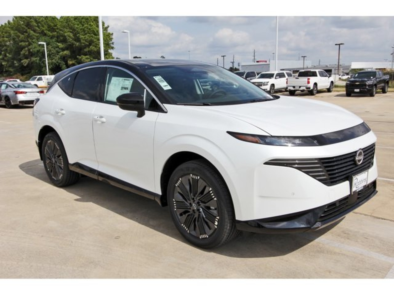 2026 Nissan Murano Platinum White at Robbins Nissan