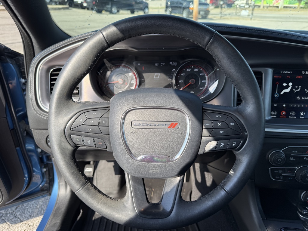 2020 Dodge Charger SXT photo 13