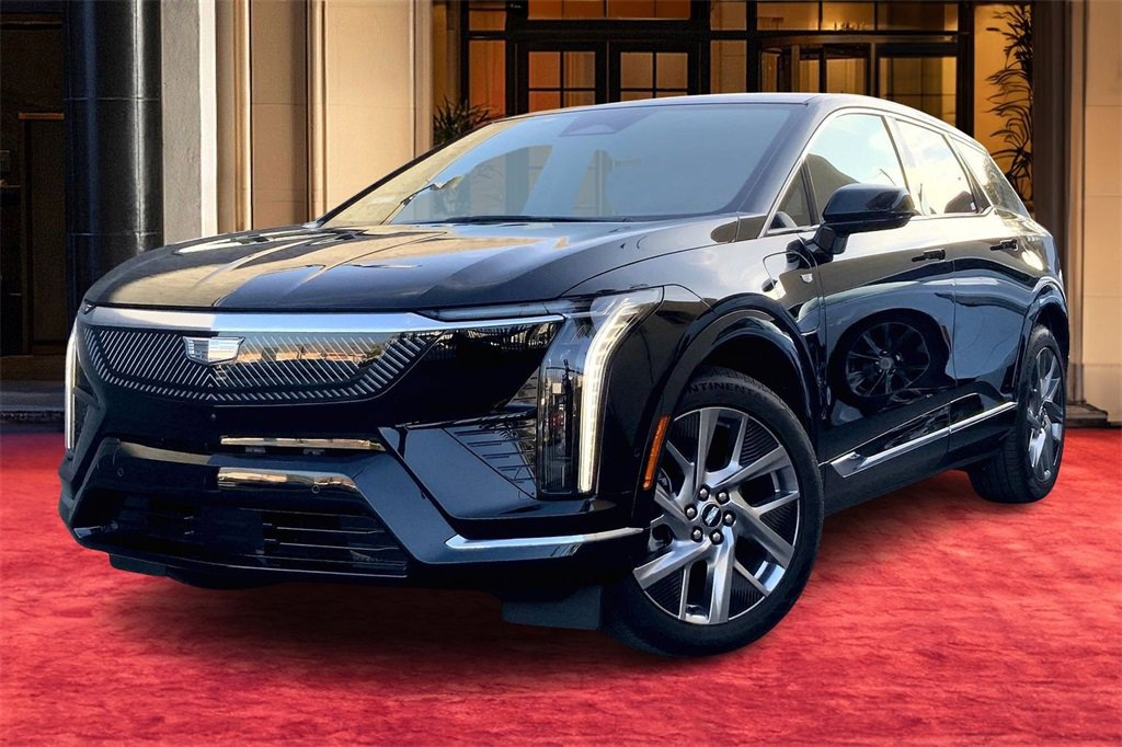 2025 Cadillac OPTIQ Luxury 1's photo