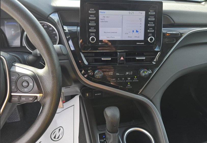 2024 Toyota Camry LE photo 4