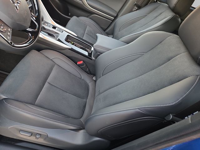 2025 Mitsubishi Eclipse Cross SE photo 8