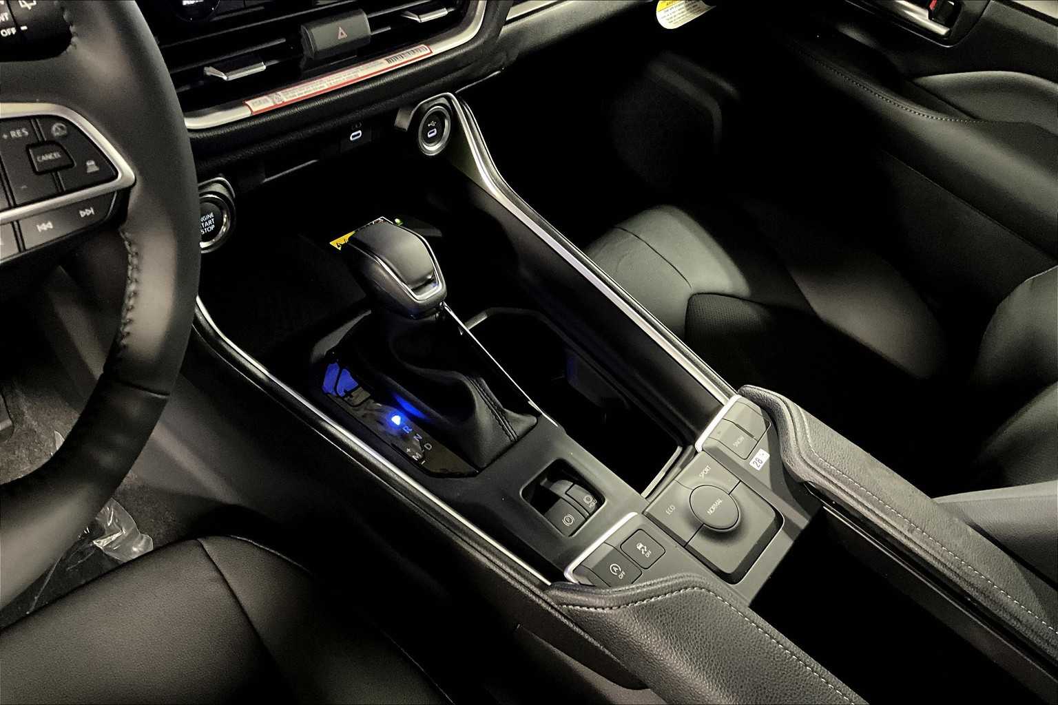 2025 Toyota Grand Highlander XLE photo 6