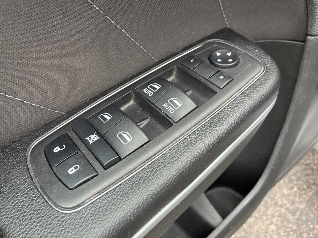 2023 Dodge Charger SXT photo 11