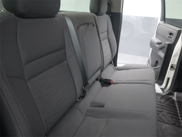 2022 Nissan Frontier S photo 15
