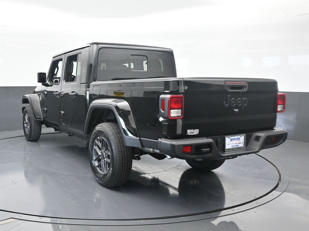 2025 Jeep Gladiator Sport S photo 3