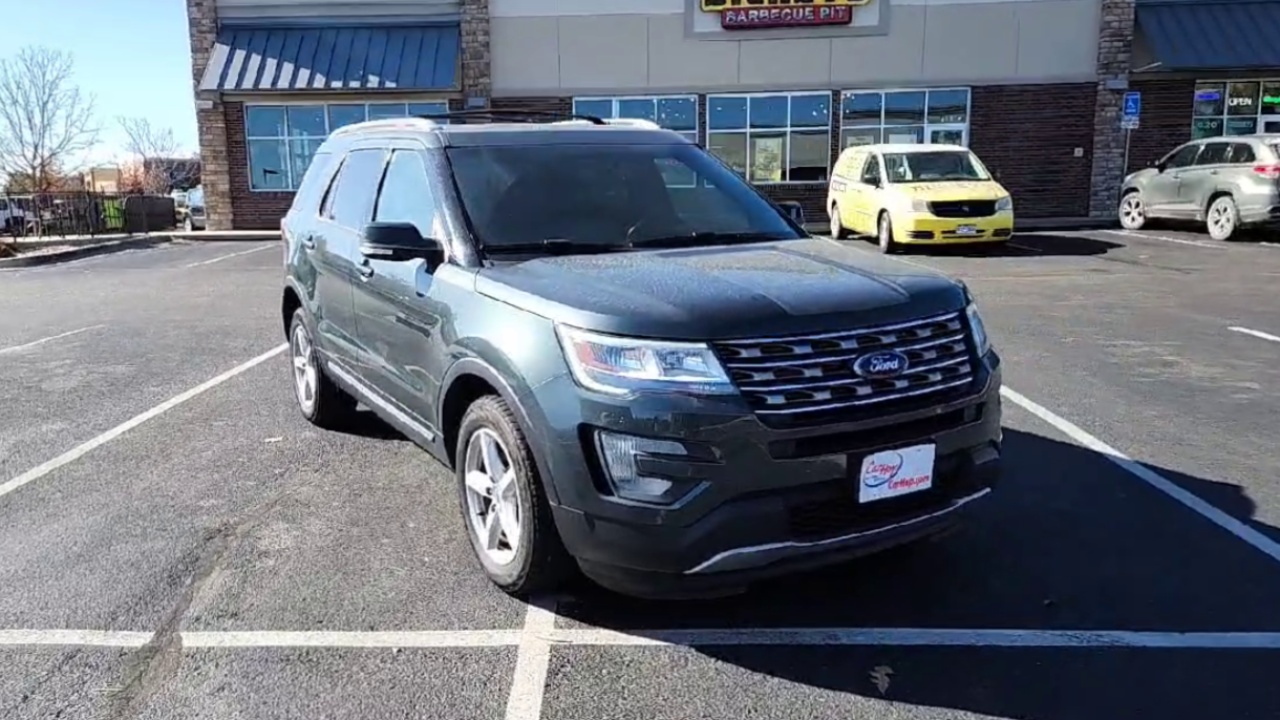 2016 Ford Explorer XLT's photo