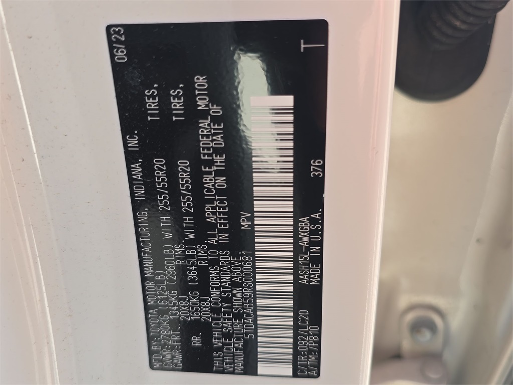 2024 Toyota Grand Highlander Hybrid Limited photo 14