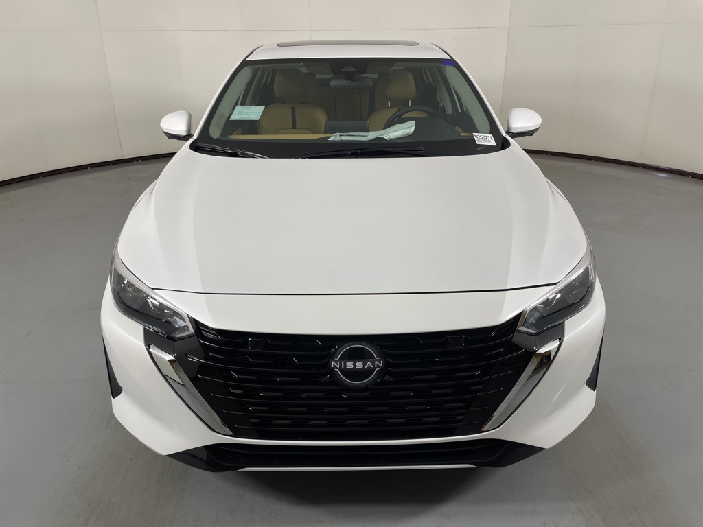 2025 Nissan Sentra SV photo 3