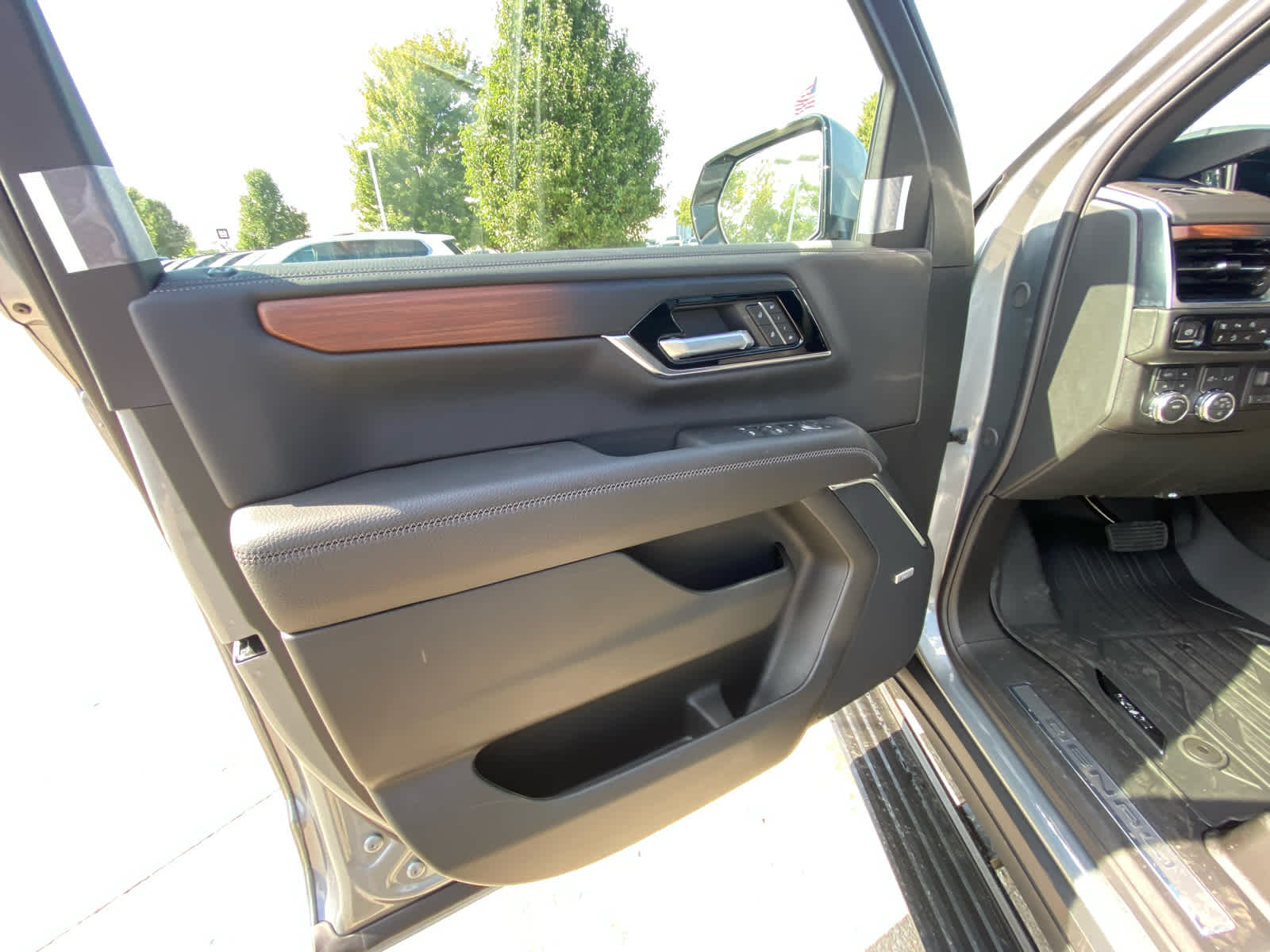 2025 Gmc Yukon Denali photo 10