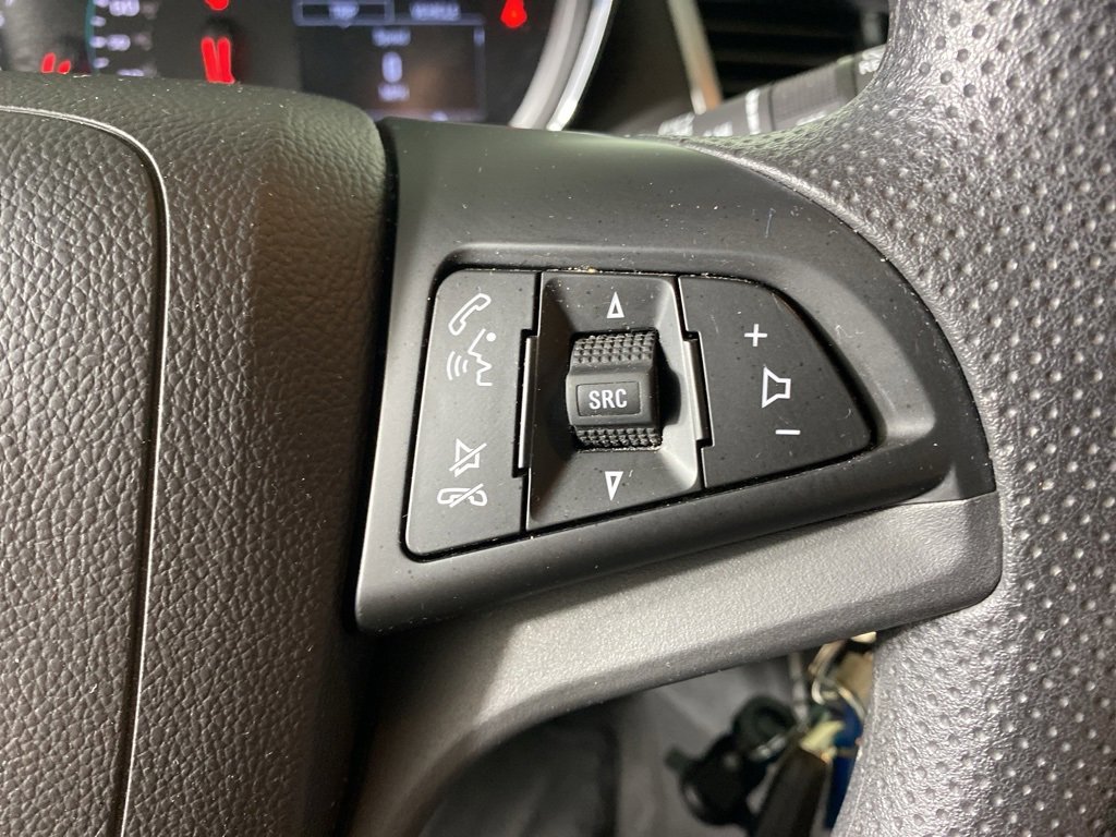 2022 Chevrolet Trax LS photo 14