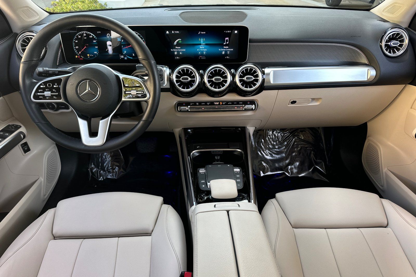 2021 Mercedes Benz GLB 250 photo 3