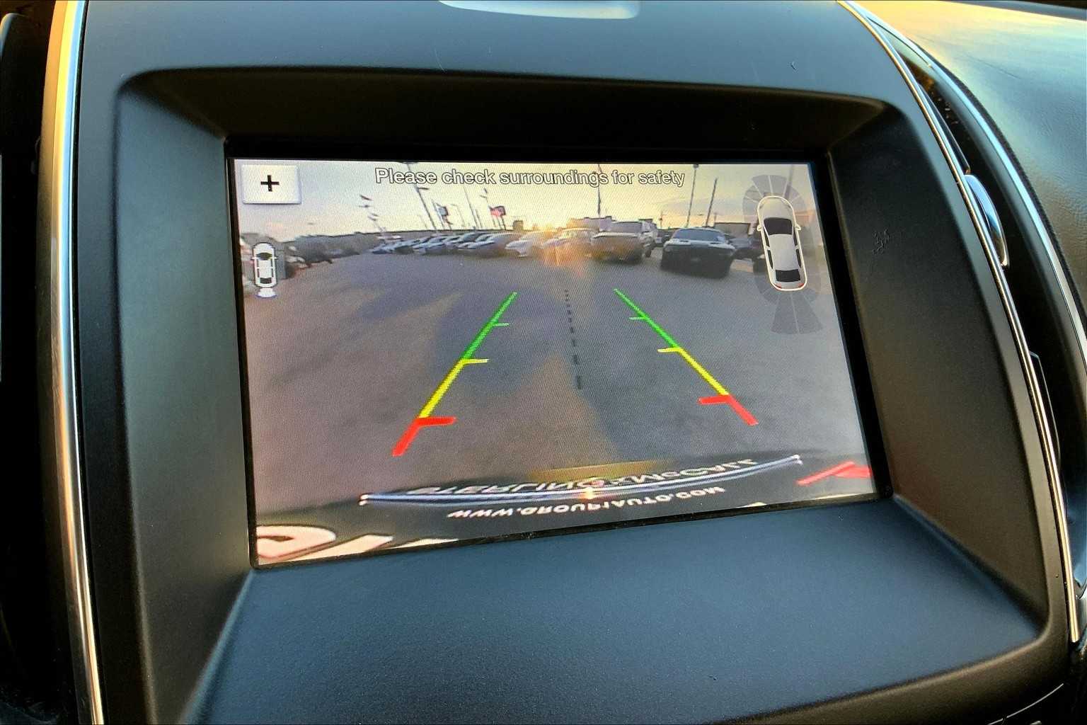 2019 Ford Edge Titanium photo 18