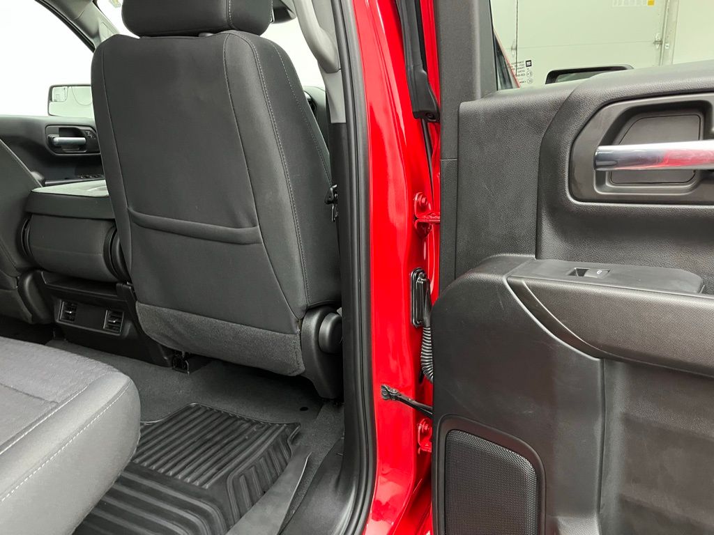 2022 Chevrolet Silverado 1500 Custom photo 21