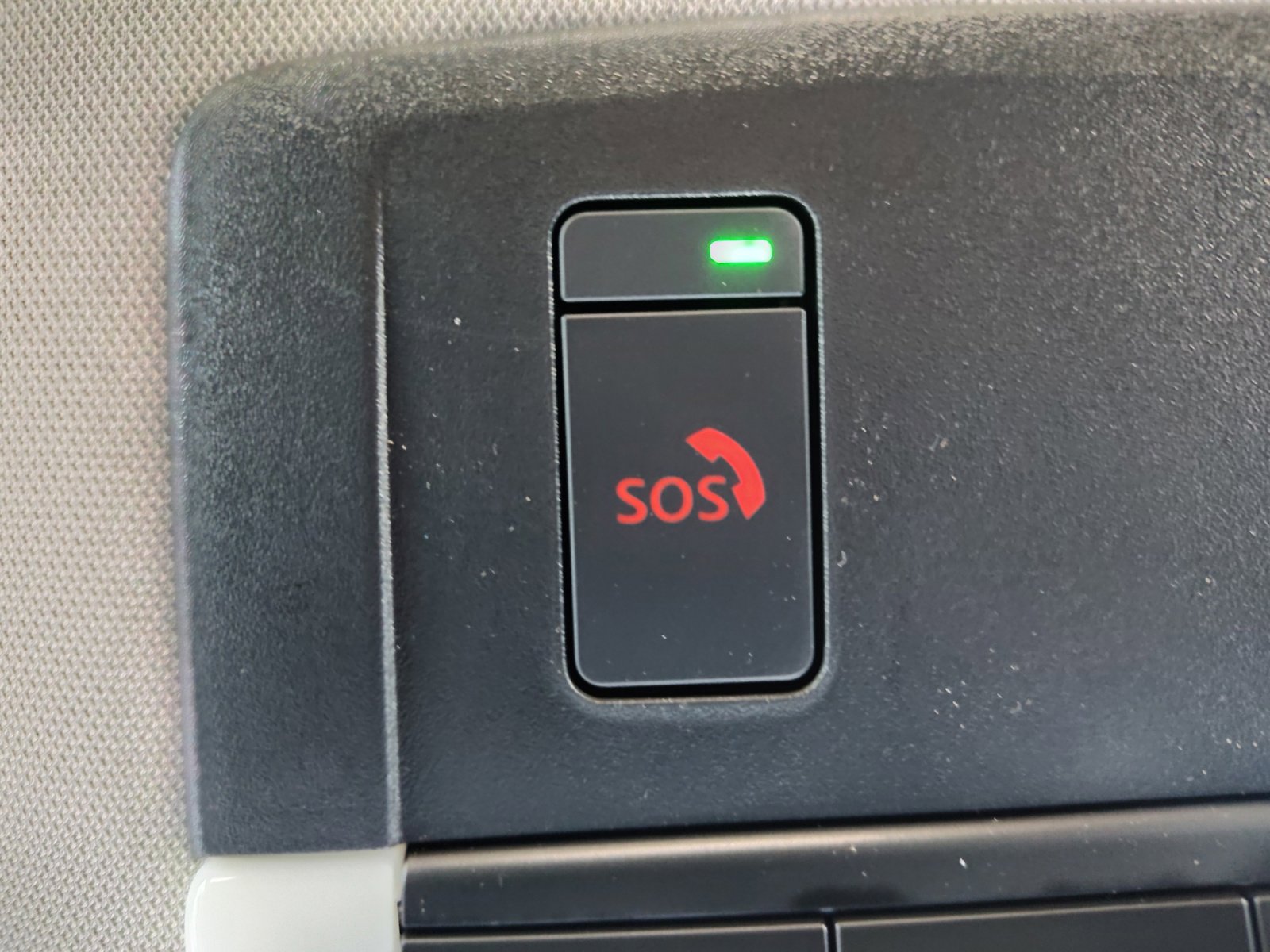 2025 Nissan Pathfinder SV photo 33