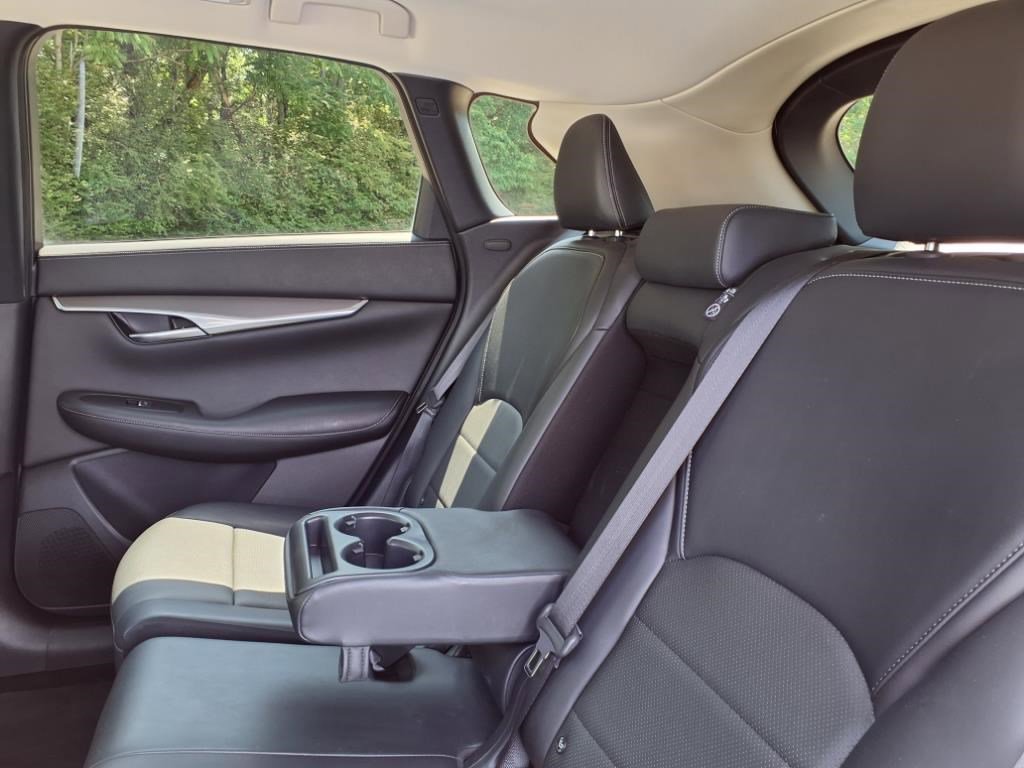 2022 Infiniti QX50 Luxe photo 21